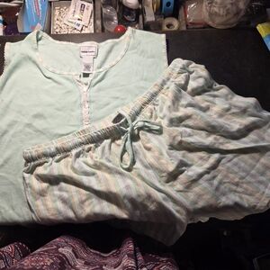Bobbie Brooks Green Loungewear Set Soft Cozy Intimate